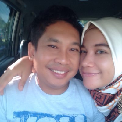 dwienurhuda's profile picture. 