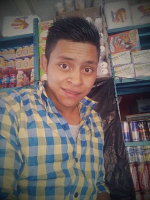 velasquez_yat's profile picture. 