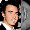 kevinssmile's profile picture. this is a fan site for kevins smile, i am not kevin jonas haha (: Oh and follow @uklovesjonas + @gottaheartnickj there awesome (: