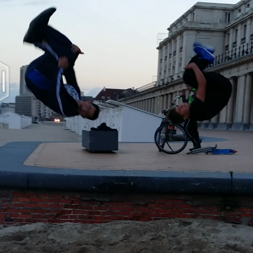 FysicR's profile picture. yo mense hier zijn we dan fysic runners als je gentreseert bent in freerunning kijk dan onze video s op deze link  https://t.co/XrAaXmytB4 like en subscrib