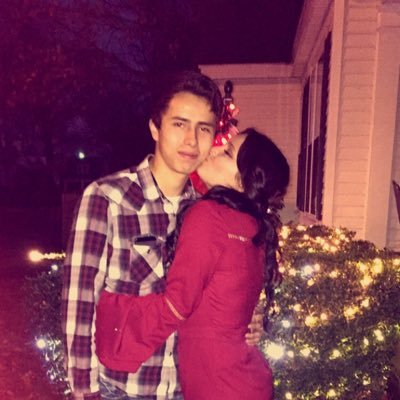 ItsMiCOOL's profile picture. Gotta get in where you fit in. USMC