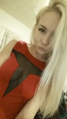 HalliePeterso10's profile picture. 