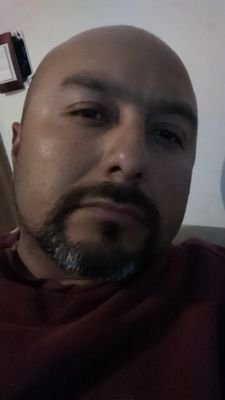 Romeroisrael8's profile picture. 