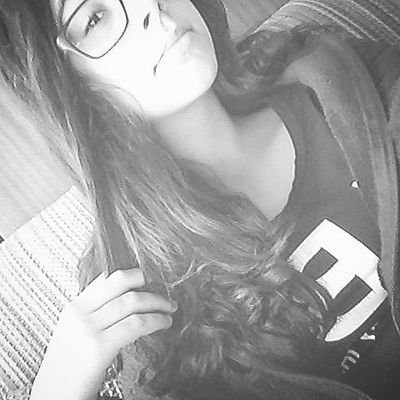 biaaatrindadeee's profile picture. •Benficaaa ⚽
•Margem Sul, Barreiro 
•Instagram: biaa_trindadeee 
•Facebook: Bia Trindade