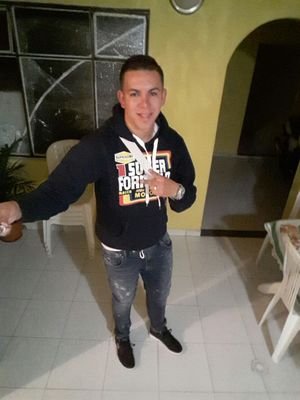 ex arquero de micro profecional. real opita neiva saeta Bogota. actualmente trabjo , Provalor incha del real madrid españa y millonarios de colombia 3132567786