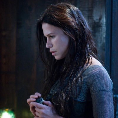 FangedSonja's profile picture. « Daughter of the Vampire Elder Viktor, Sonja is a member of the council and also the Death Dealer's greatest warrior»