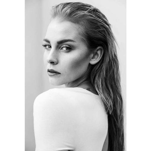 nathaliefust91's profile picture. model and dancer 
ig https://t.co/d730aoT9PS