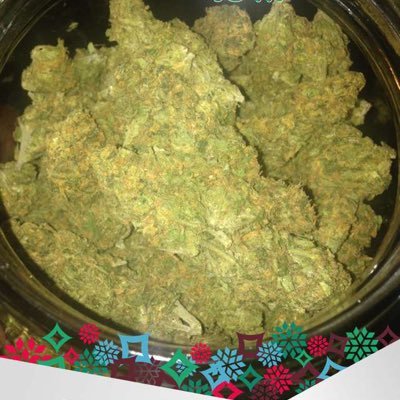 _highthoughts__'s profile picture. 