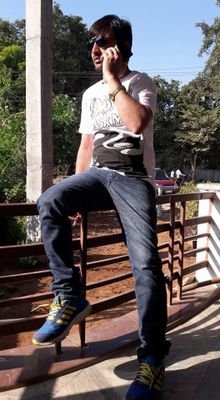 Aadildav's profile picture. 