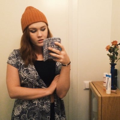 josephineselin's profile picture. | Djupa konversationer framför ytliga samtal alla dagar i veckan |