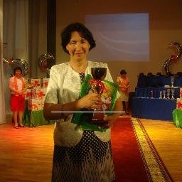 Имею педагогическое образование, вышла на пенсию с 40 летним стажем учителя😀😂