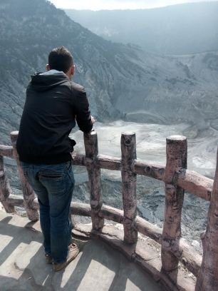 Reef_qie's profile picture. I know who i am & i don't have to prove anything to anyone... | Milan forever 🔴⚫