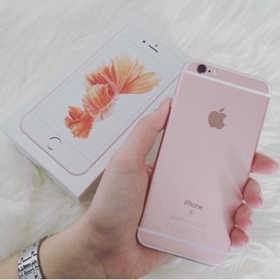appleishqholic's profile picture. In love with  products '♥️ #appleishqholic  & jailbreak ! my YouTube channel: Apple Brain .