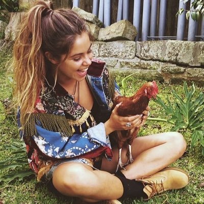 christianrpglns's profile picture. je mange plus.