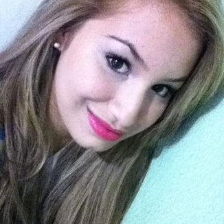 Carolina Carvalho Cahvalderrama Twitter