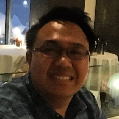 Ely’s Dad, Jedi Knight wannabe, Starbucks Java Chip Frappuccino lover, Apple Fanboy, Pugad Baboy fanatic, Pinoy, INC & Chief Deals Hunter at @DealsPinoyPH