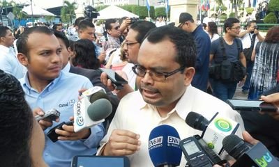 Abogado interesado en justicia constitucional, DDHH, ciencias penales, criminología, seguridad publica y, ante todo, luchador por la justicia social.