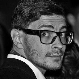 dragos_farmazon's profile picture. 