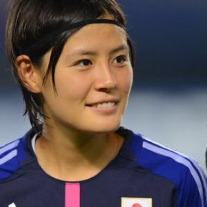 「美脚になることってできるの！？わたしサッカーをしているのに…」って諦めるのは早い！サッカー女子必見！誰でも簡単にできる美脚テクニックを毎日配信中♡部活生活だけでなく、女の子ライフをエンジョイできる知恵が満載です♡なるほどー！って思ったらリツイートしてね＾＾！