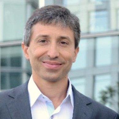 Intento consecuencia, no proselitista. #ProVida. A favor de la Familia Heteroparental. Conservador en lo valórico, liberal en lo económico.