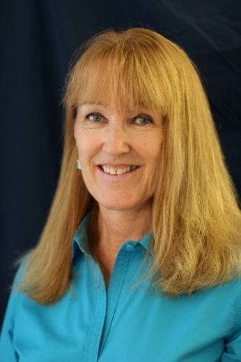 Judy Molland: award-winning teacher and writer dedicated to re-connecting children with nature. Avid hiker, backpacker, UK native, currently CA Spanish teacher