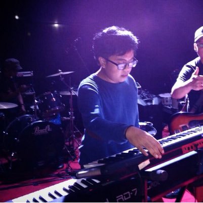 Musician • Keyboardis • session player • arranger • songwriter  |@diktaproject |@olivenjackman | JESUS followers | ♥