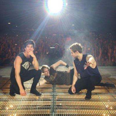 mikeysfluff's profile picture. 