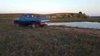 JohansenLane's profile picture. At birth I was given the choice of a huge penis or a great memory. Which did I choose? I can't remember.