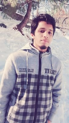 mugha_l's profile picture. 