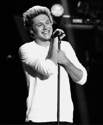 Hey! This is a free follow! Follow @behaviorzjm (ask her if u want a follow back)♥ Have a lovely day!