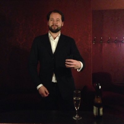 dhrAdmiraal's profile picture. Admiral's Jazzics ~ Jazz DJ ~ Time magazine person of the year 2006 ~ Software Engineer ~ heeft het internet al uit ~ https://t.co/9vX4IoljmA