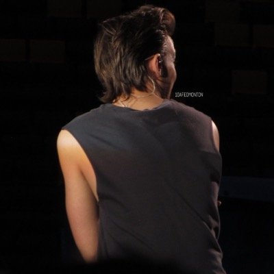 Clouds864's profile picture. follow @flirtyxhale