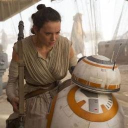 ReyTheNobody's profile picture. 