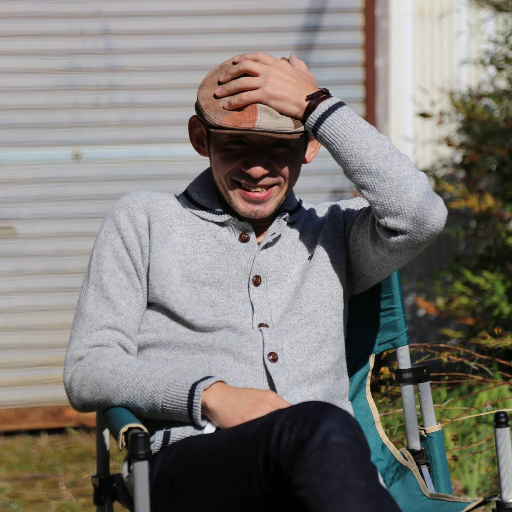 rf440t's profile picture. 奈良県出身/1976年生/株式会社アリウープ代表取締役/Mac/バスケ/NBA/戦争映画/将棋/プラモ/ガンダム/MJ/ワイヤレス/寿司/飲み。 Webマーケティングやコンサルティングが専門分野です。