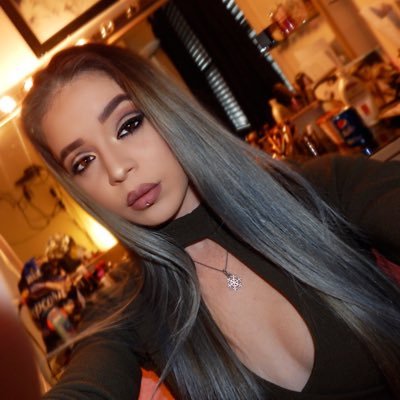 Queen_Angelie's profile picture. snapchat: queenangelie ig: angelieortiz_