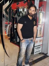 DeepakN2502's profile picture. 