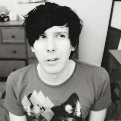 hi! This is a free follow, please follow @bubblybooshka thankyou so much