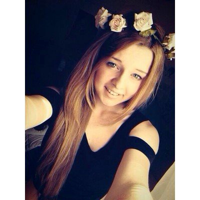 yasminegu291's profile picture. 