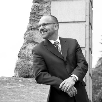 RoliMoser's profile picture. Finanzplaner mit Eidg. FA