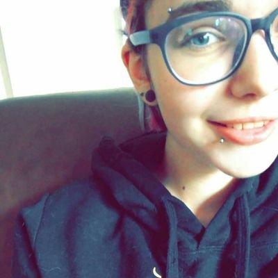 skatingspace's profile picture. i like things | i go places | i exist