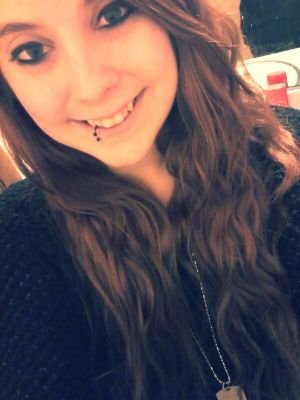 munchie_claudia's profile picture. 