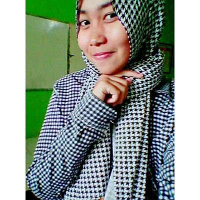 Ityul_Gracefull's profile picture. ROBIATUL SADIAH || SMA N 1 PAMOTAN