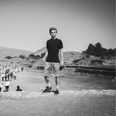 Nosloro's profile picture. I don’t use this