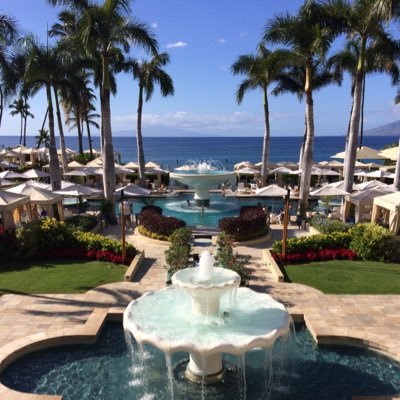 Travel bloggers; a division of @HawaiiMomBlog #hawaiimomtravels