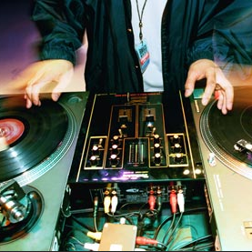Intotheblue002's profile picture. #Technics #Decks and women