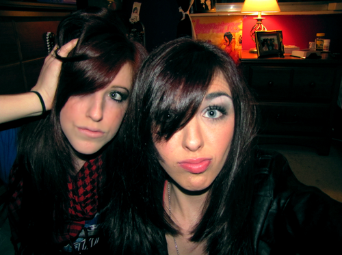 lindseylauren's profile picture. We are best friends. These are our personal twitter accounts: @shutuplindsey and @listenlauren. :)