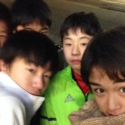 伊藤翼 Fhxovlajjddfzxq のツイプロ