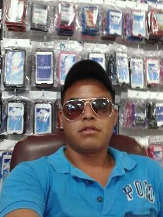 delacruzomar378's profile picture. 