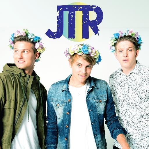 Swedenの3兄弟JTR✨ 2013年Xfactorオーストラリアで知名度を上げ、2014年にはSwedenデビュー。2015年'Oh My My' 'Centre Of Everywhere' を日本でもリリース。僕は日本でJTRを広めるスタッフ、JTRCrewです。JTRme集まれー(^^)