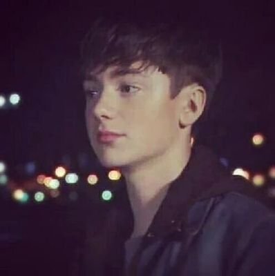 ♥ENCHANCER ♥ PROFESSIONAL FANGIRL ♥ GREYSON CHANCE ♥ ISLAM ♥ ANTI-SOCIAL ♥ RUNNER LEADER ♥ TMR ♥ 1D♥
……
i love my un-real life more than my real life ;(